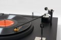 Amadeus-MkII- 2 tonearm-closeup-2.jpg