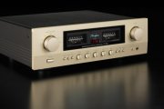 accuphase-e260frontr-550x367.jpg