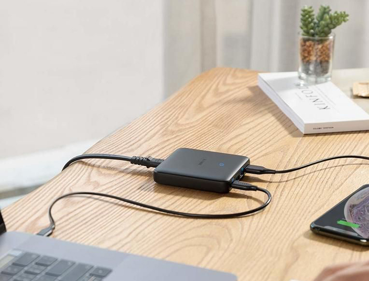 מטען Anker PowerPort Atom III Slim